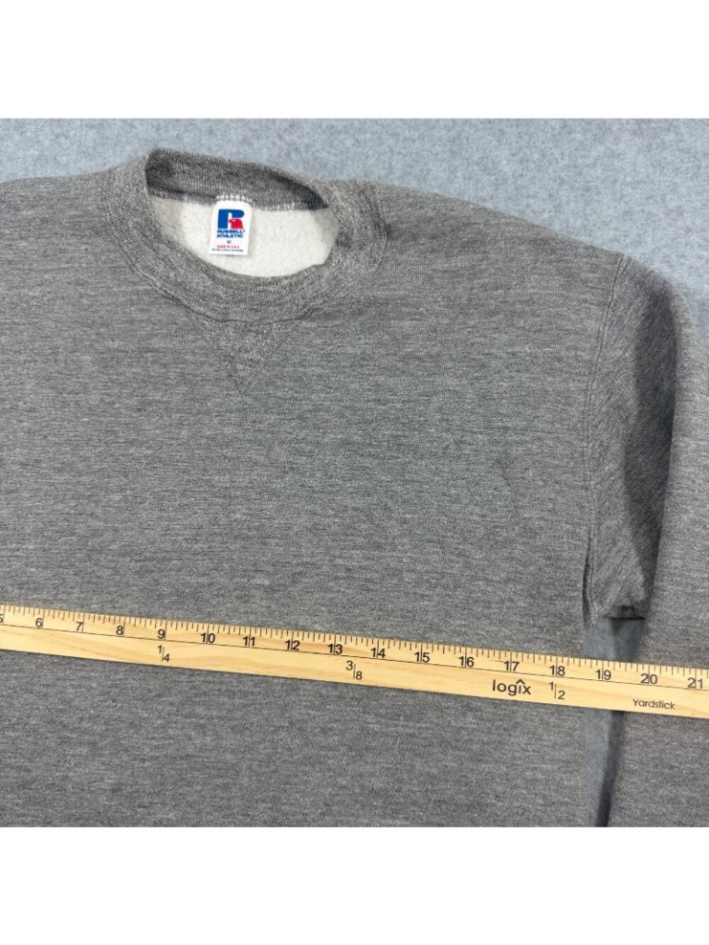 Vintage Russell Athletic Sweatshirt Mens M Gray Made USA Crewneck Pullover - Picture 4 of 11